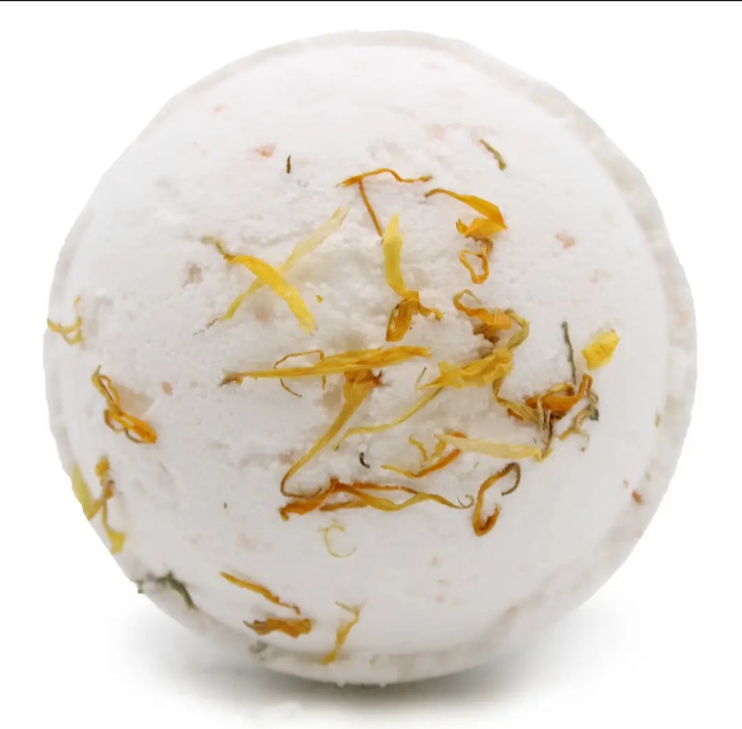 Grá Éirinn Lemon, Ginger & Orange Himalayan Salt Bath Bomb 180g- Energise